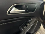 Mercedes Class A180 d Urban Usado Semi-Novo - Image 22